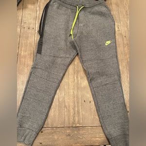 NIKE joggers